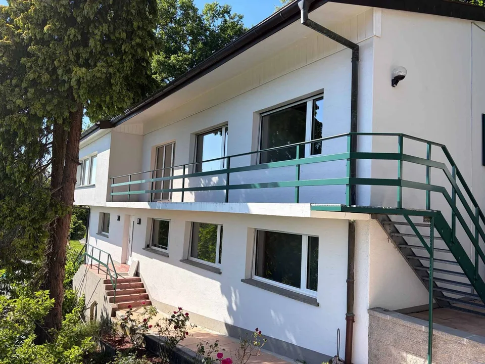 Magnifique villa avec piscine à Epalinges