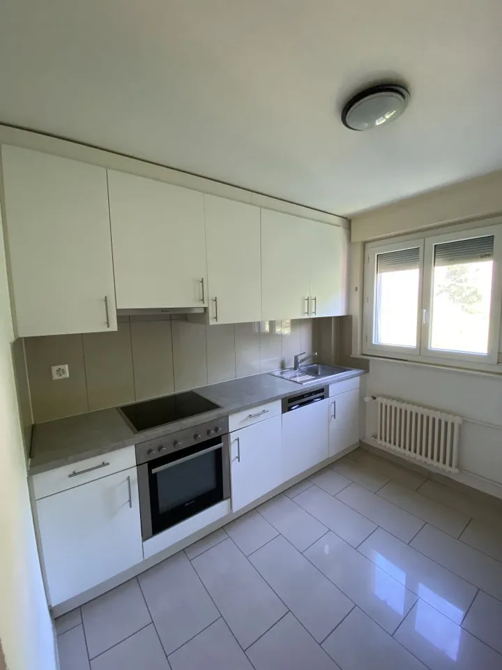Meraviglioso appartamento di 3,5 locali con balcone a Le Locle