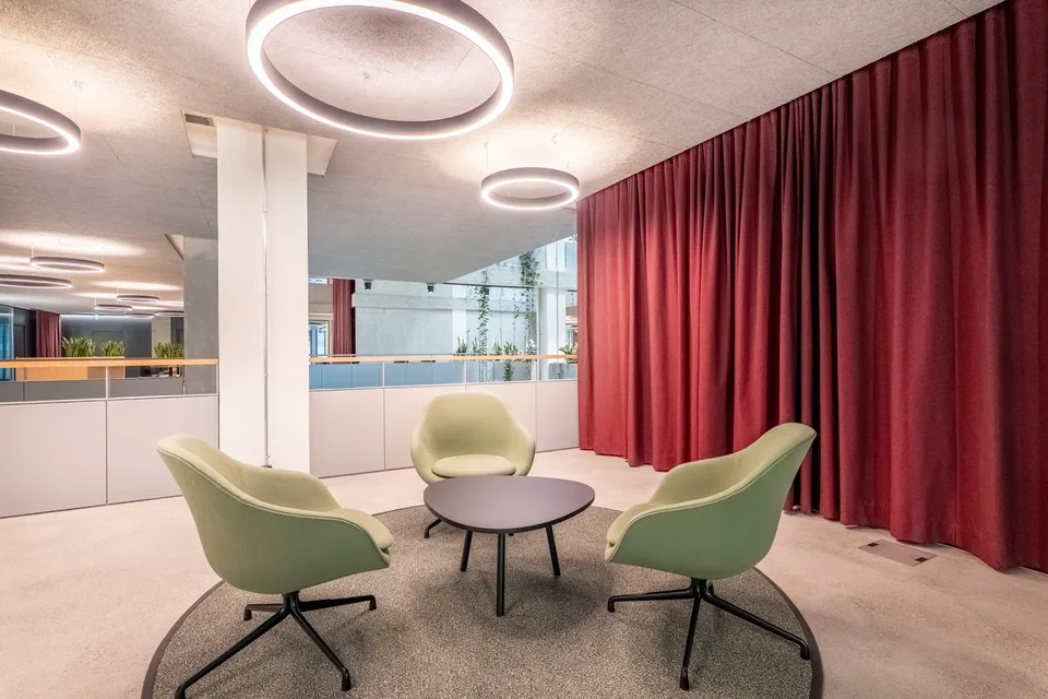 Espaces commerciaux dans un emplacement idéal à Zurich Altstetten