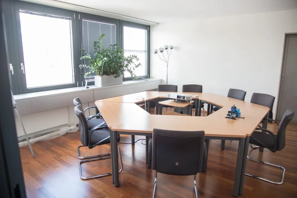 137 m2 hochwertige Büroräume per sofort (4 Büros)