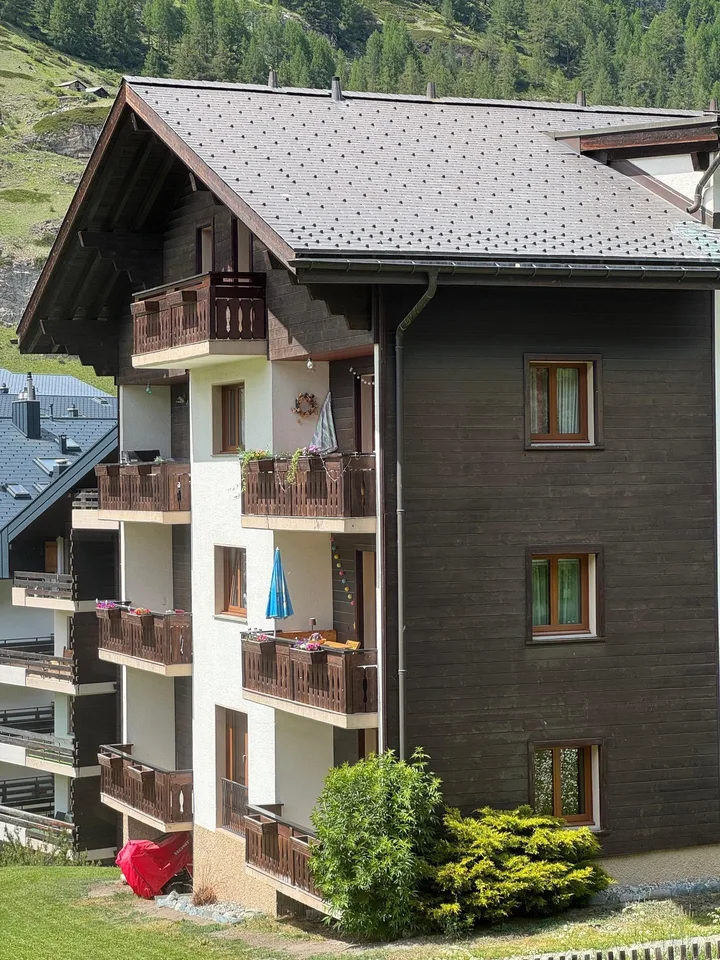 Attraktive 4½-Zimmer-Dachwohnung zu vermieten (Zweitwohnung)