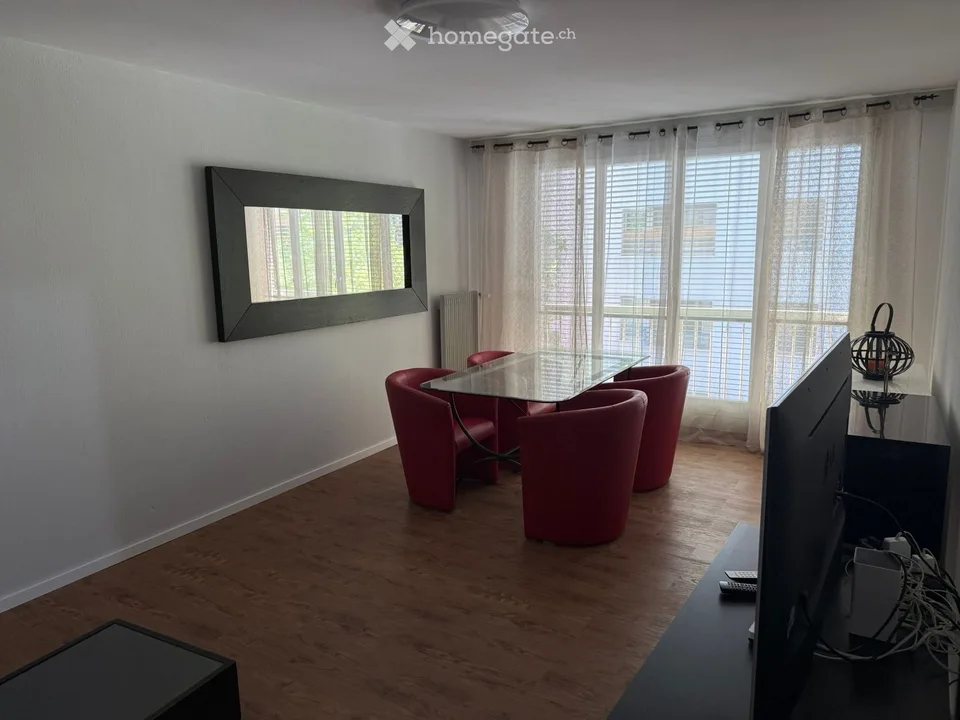 Appartement entièrement meublé (2,5 pièces) Entièrement équipé