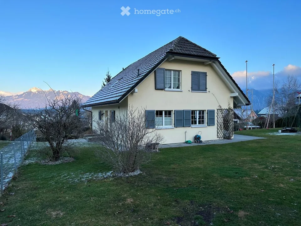 Maison familiale 6.5 pièces + Garage et PP extérieur dans le quartier recherché des Granges