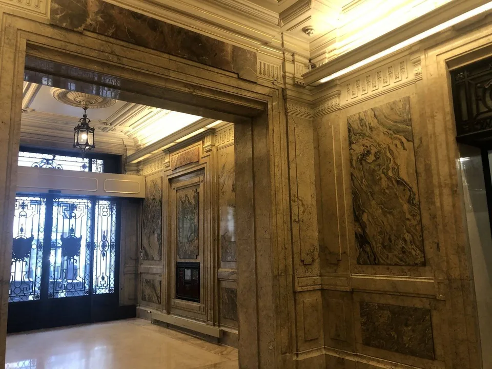 Spazio di stoccaggio sicuro di 357 m2 nel centro città