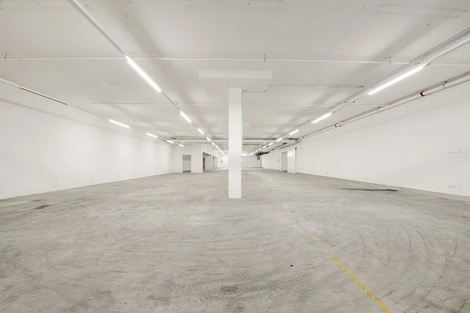 Pôle logistique efficace avec infrastructure complète – surfaces de 420 à 2'300 m² – photo 16 sur 18