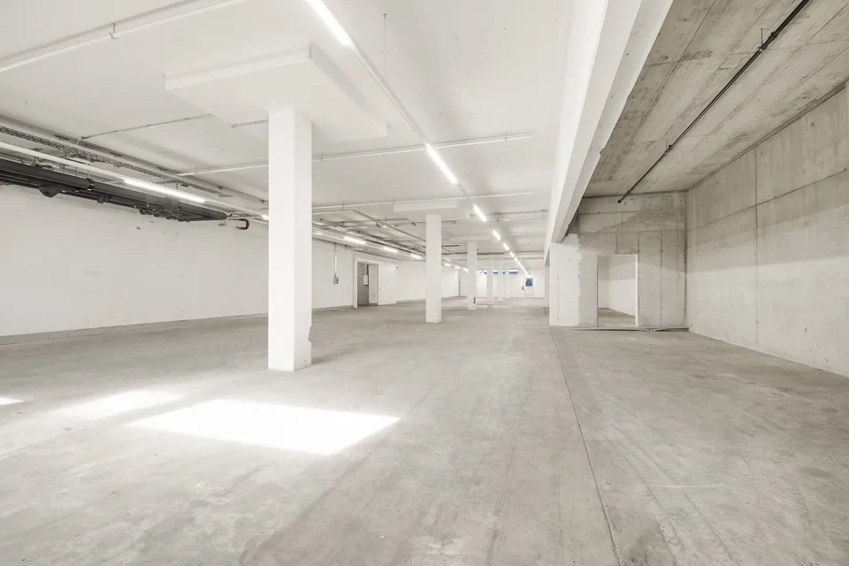 Pôle logistique efficace avec infrastructure complète – surfaces de 420 à 2'300 m² – photo 15 sur 18