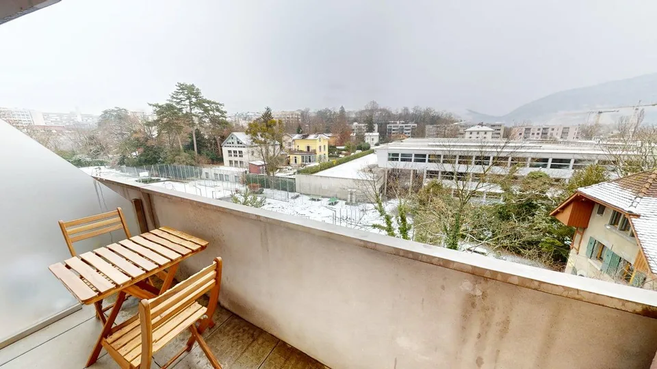 Renovated furnished studio in Geneva's Plainpalais district – Foto 7 von 11