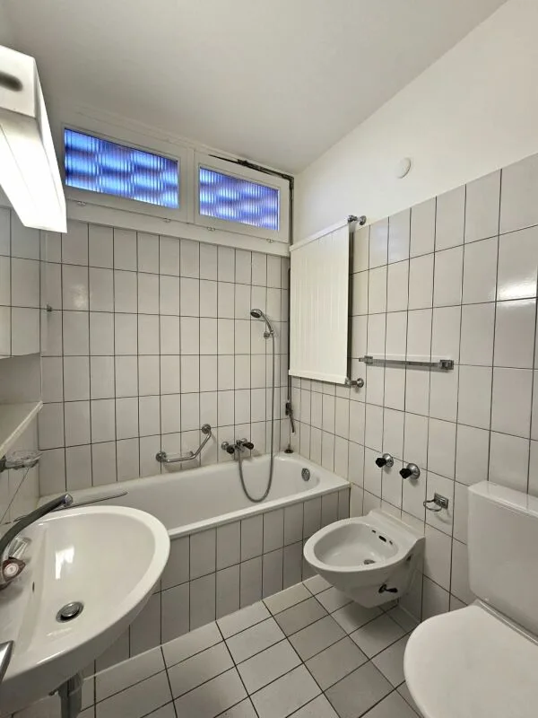 3,5 Lokale in strategischer Zone – Foto 7 von 8
