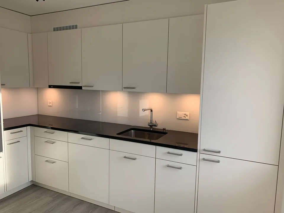 Helle 4.5-Zimmer-Wohnung mit Balkon in Pfäffikon ZH
