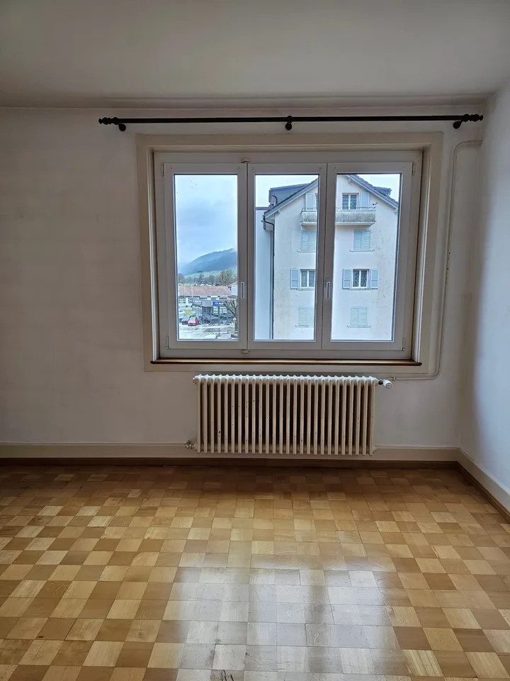 1° AFFITTO OFFERTO - Appartamento di 4 locali luminoso con balcone – foto 6 di 10