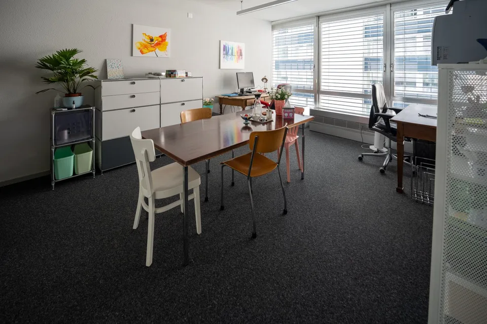 Bureau tout compris pour 1–3 postes de travail – 2 min. de la gare de Winterthur