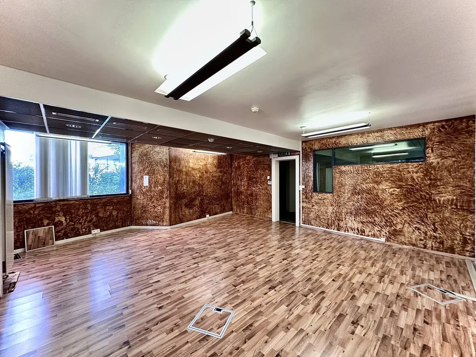 Locale commerciale 180 m2 in affitto a La Chaux-de-Fonds