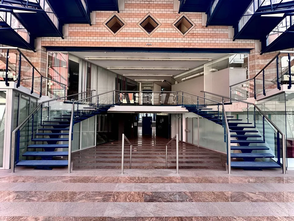 Locale commerciale 180 m2 in affitto a La Chaux-de-Fonds