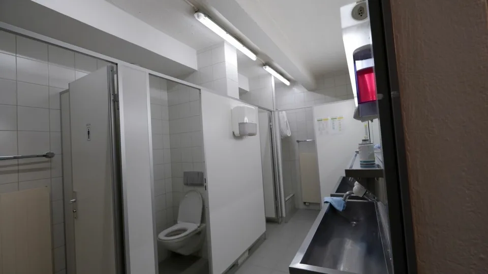 Büroräumlichkeiten (104 m2) mit eigener Toilettenanlage
