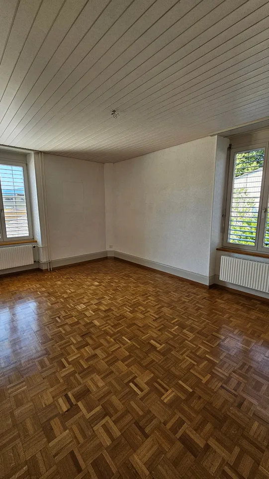 Schönes 4-Zimmer-Apartment im 1. Stock – Foto 6 von 9