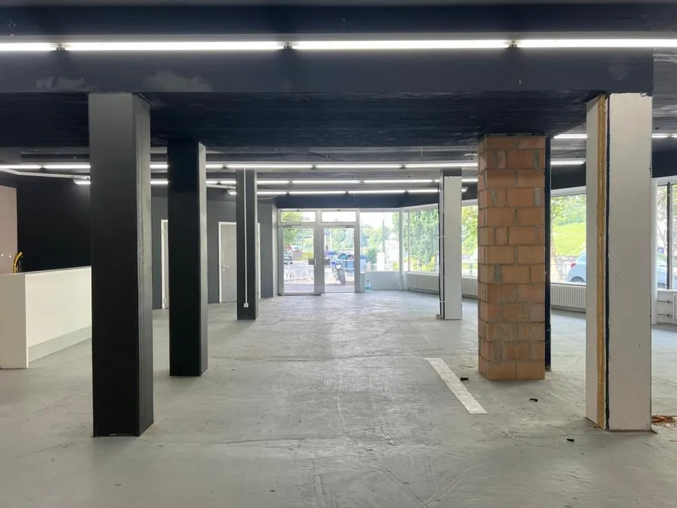 Spazio commerciale attraente in affitto in costruzione grezza!