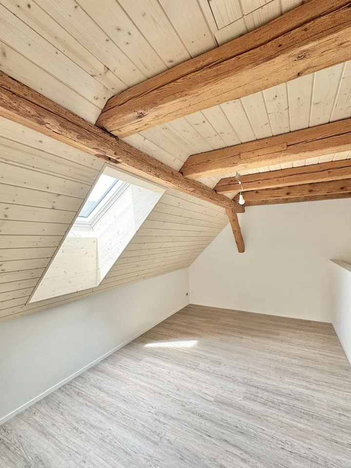 Appartamento maisonnette 4.5 locali con balcone/posto a sedere - prima occupazione