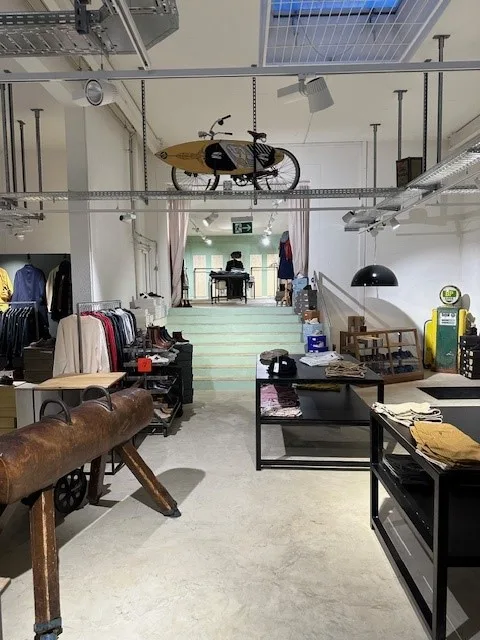 Espace commercial moderne dans un emplacement central à Dietlikon