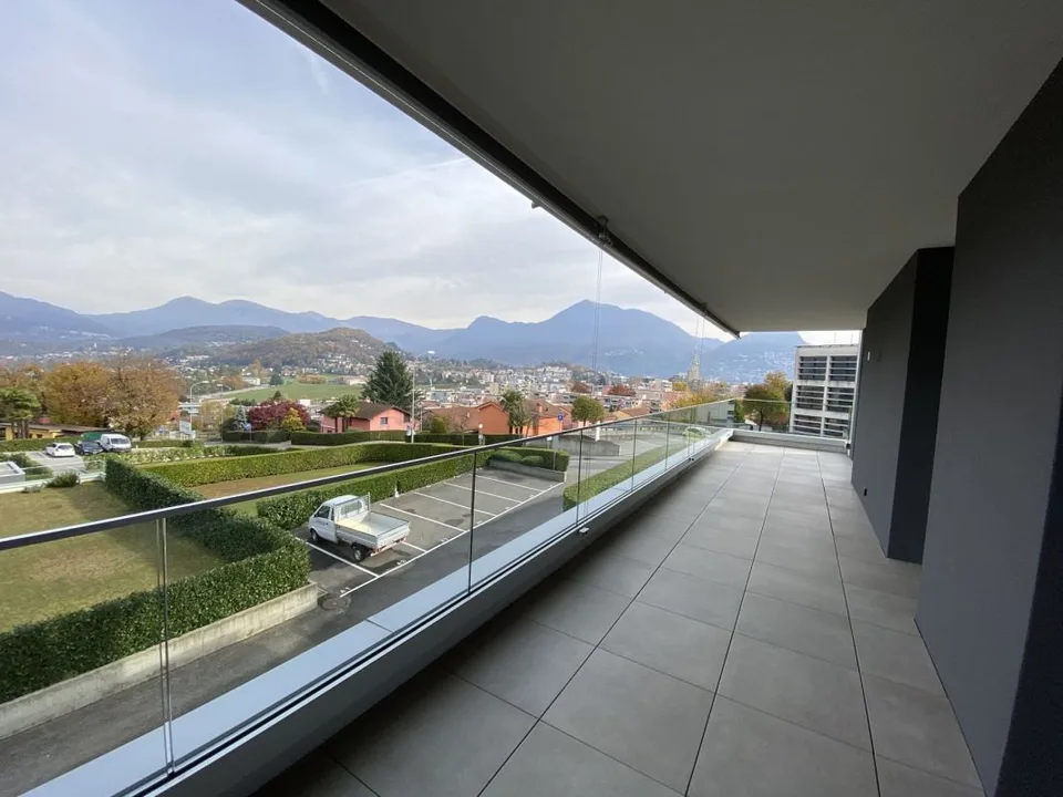 3.5 locali con ampio balcone