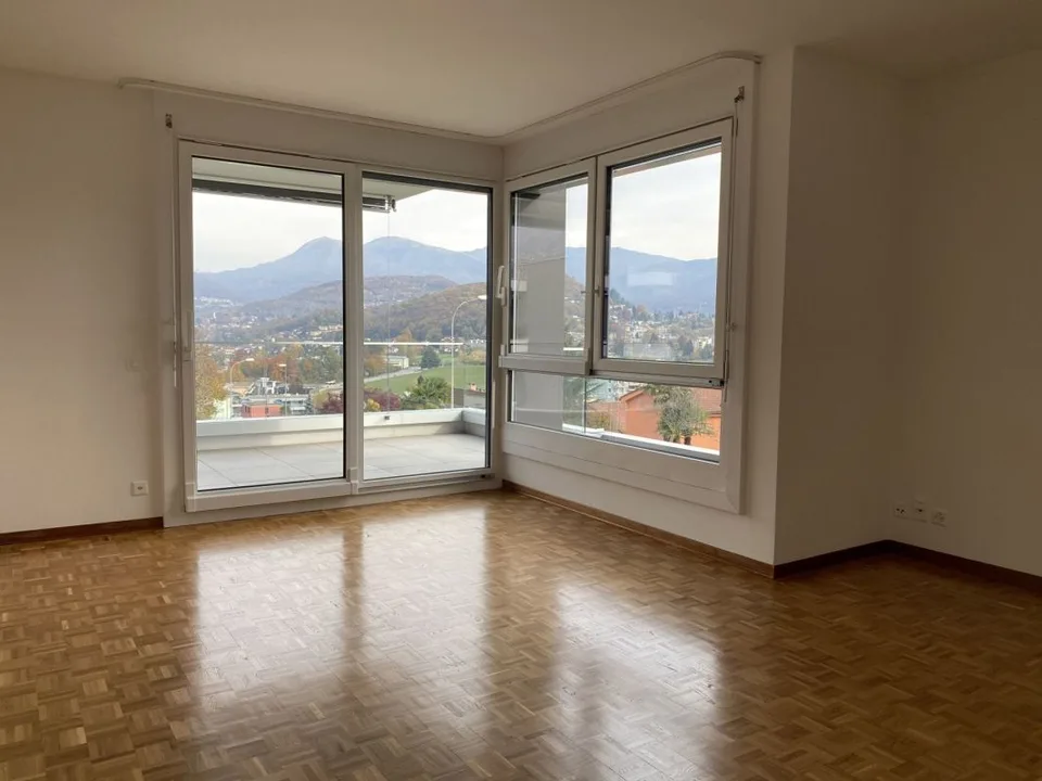 3.5 locali con ampio balcone