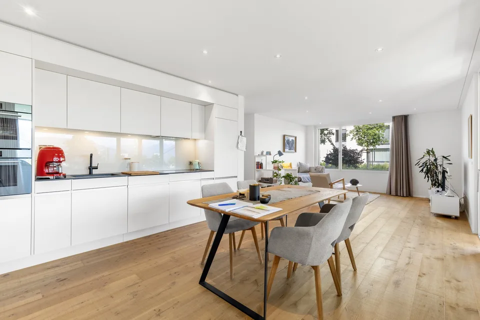 Charmant appartement 2.5 pièces avec style et facteur de confort à Rapperswil-Jona