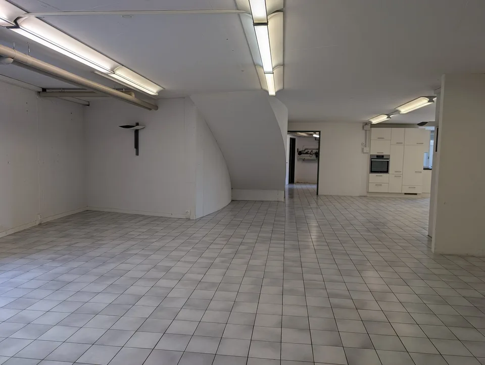 Vielseitige Gewerbefläche in Aarburg