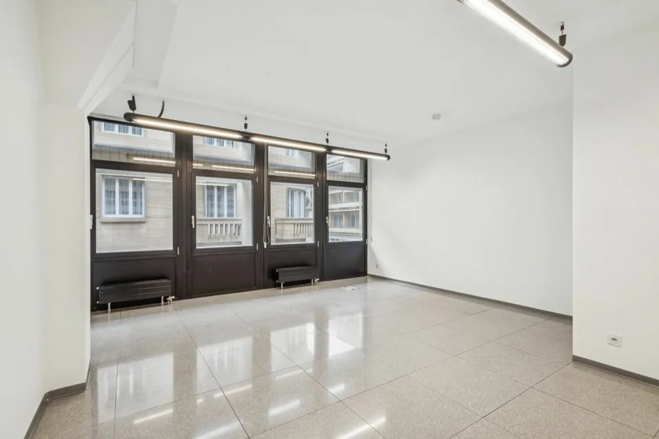 Büro im Zentrum von Chiasso gegenüber dem Bahnhof FFS – Foto 6 von 8