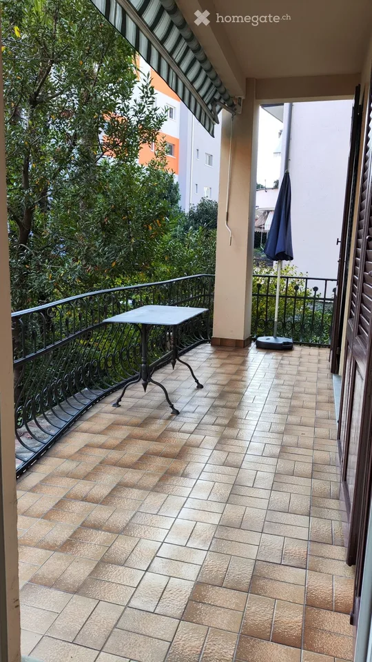Geräumige Wohnung mit großem Balkon in Locarno