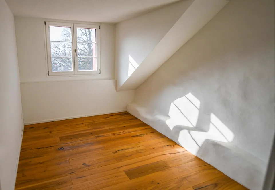 Bright and modern old town apartment