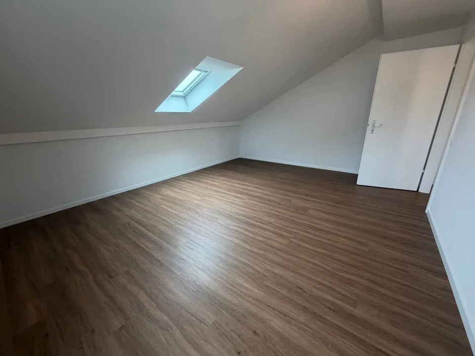 Meravigliosa sistemazione completamente ristrutturata in un quartiere calmo e residenziale