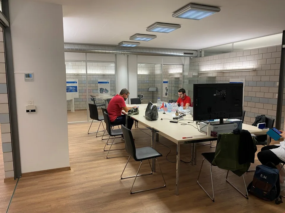 Top Lage, 542m2 Bürofläche (plus 426m2 Werkstatt/Lager möglich) – Foto 11 von 17
