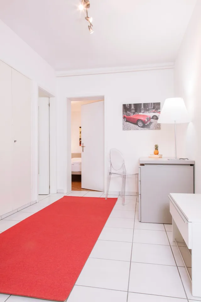 Studio Apartment mit Balkon möbiliert - nähe Zürich Hauptbahnhof