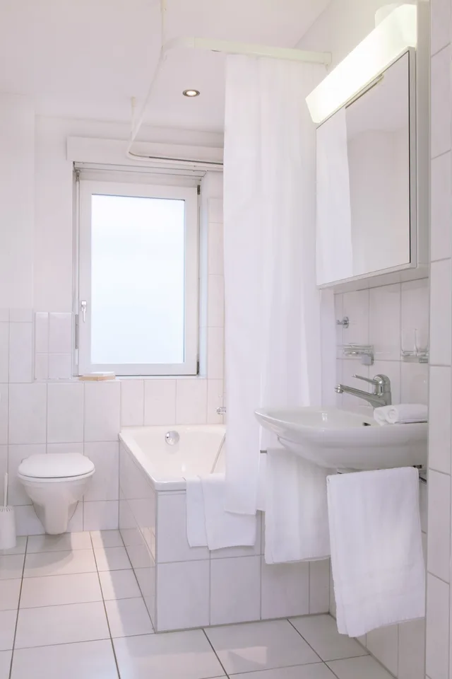 Studio Apartment mit Balkon möbiliert - nähe Zürich Hauptbahnhof
