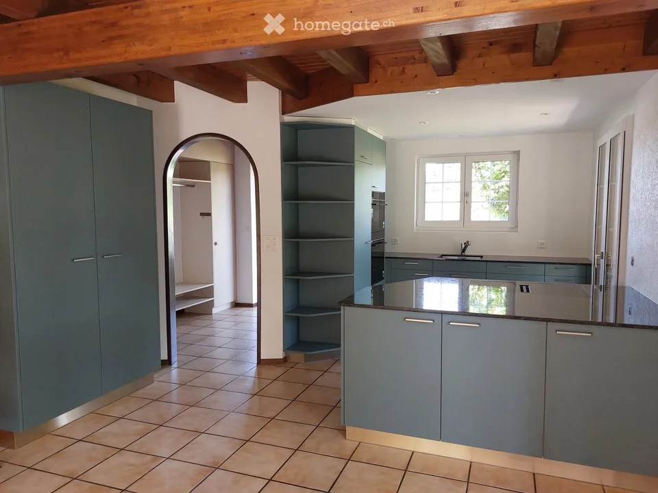 Frisch renoviertes 5½-Zimmer-Einfamilienhaus in Vesin