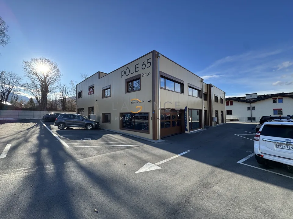 Local commercial de 50 m² idéalement situé à Savièse