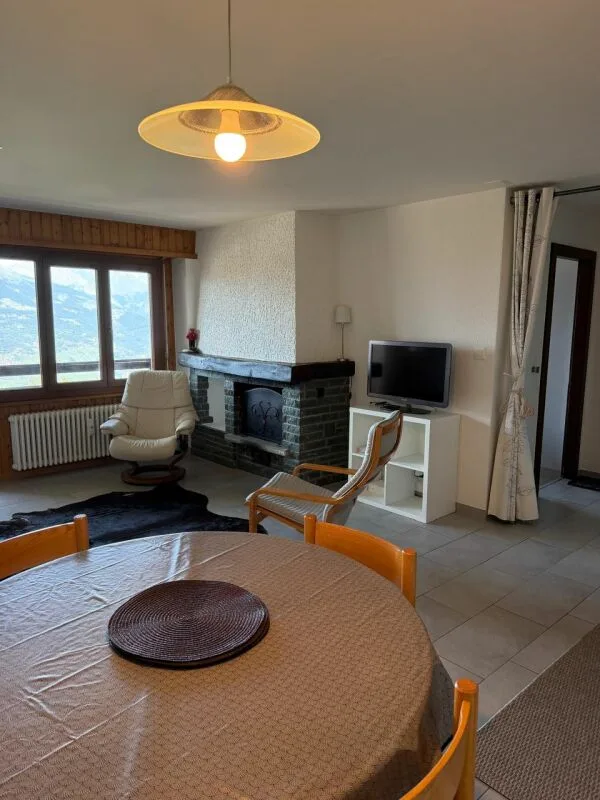Zweieinhalb-Zimmer-Wohnung