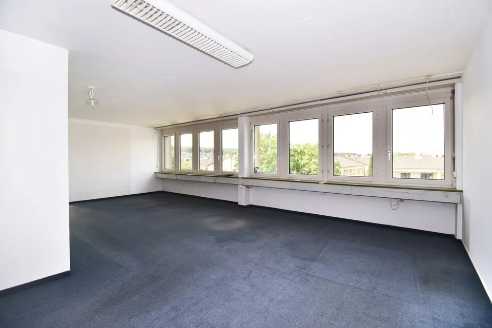 Bureaux lumineux et attractifs pour votre nouvel emplacement commercial