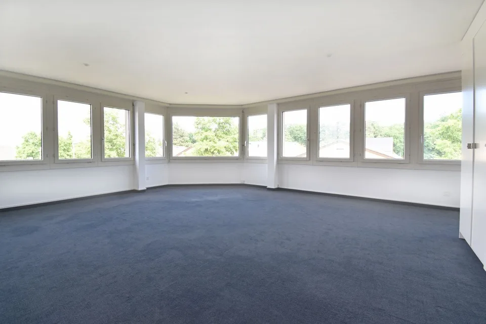 Bureaux lumineux et attractifs pour votre nouvel emplacement commercial