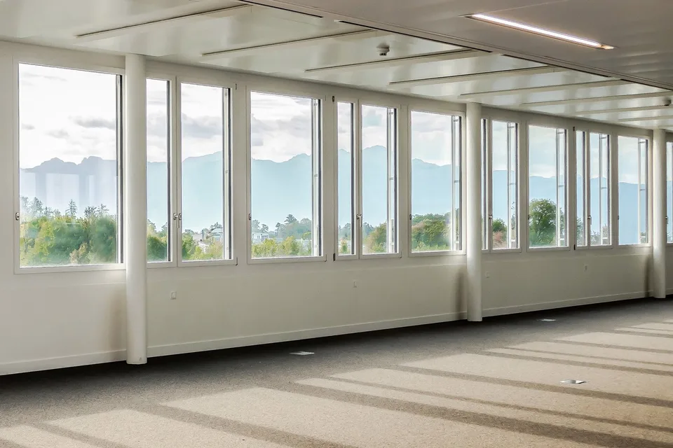 427 m2 - Prächtige Büroflächen neben Biopôle – Foto 10 von 10