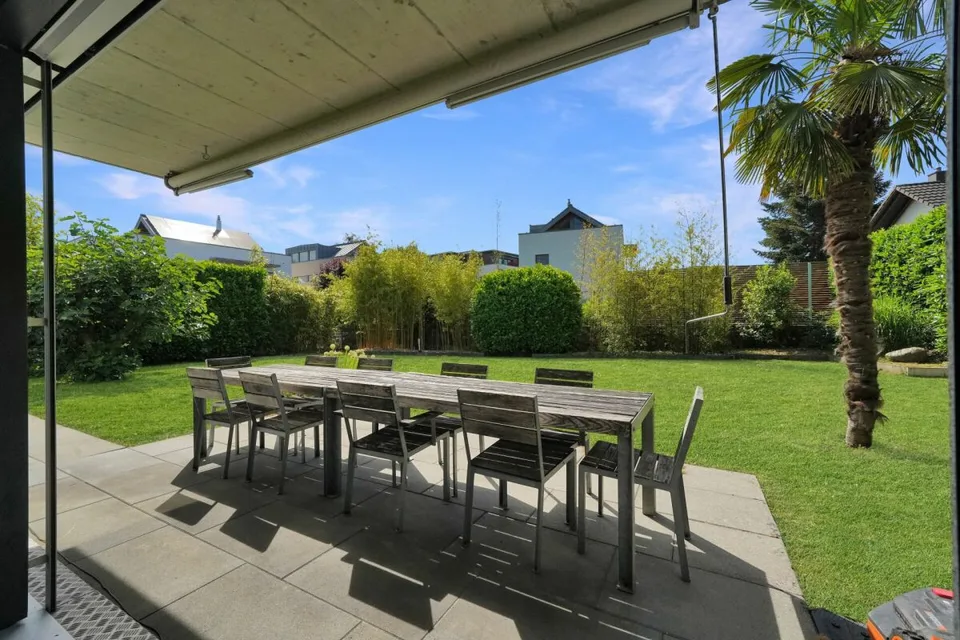 Villa de 5,5 pièces ensoleillée près du lac