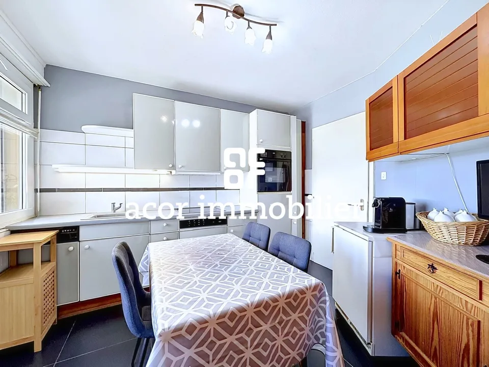 Wohnung 3.5 Zimmer mit Doppelbalkon in St-Pierre-de-Clages