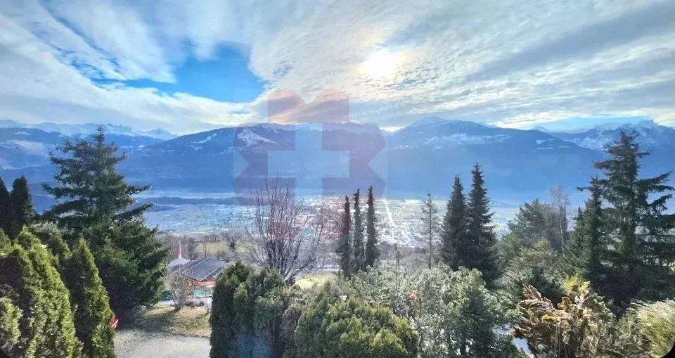 Prächtiges Blockhaus mit Panoramablick auf das Wallis