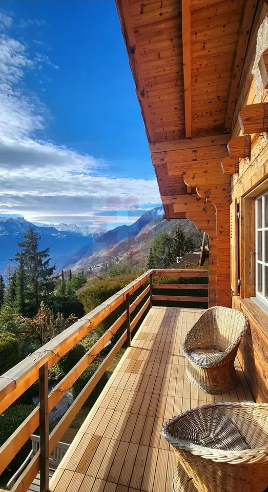 Secondary Residence Magnificent chalet in log construction with panoramic view of Valais – photo 11 of 12