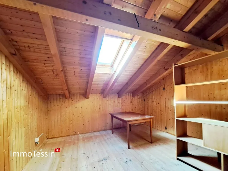 Charmantes Mehrfamilienhaus mit 2 Wohnungen in Malvaglia nahe Biasca und Lukmanierpass zu verkaufen – Foto 7 von 13
