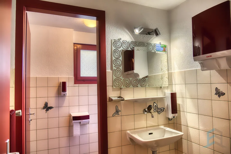 ESCLUSIVO Magnifico ristorante di 218m² nel centro del villaggio – foto 11 di 13