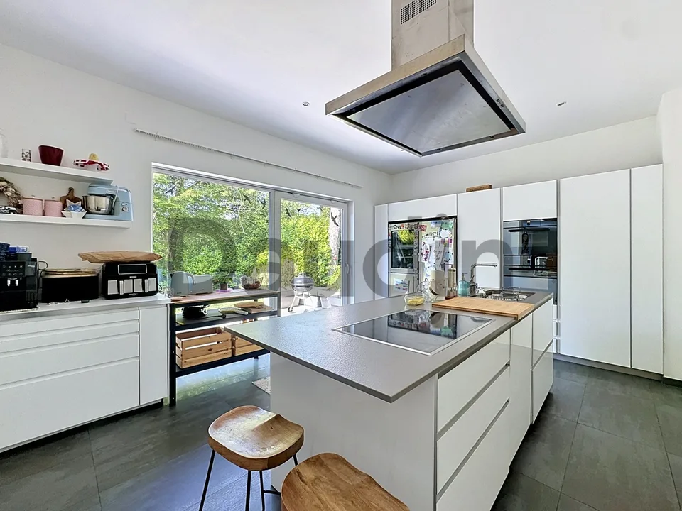 Schönes 9-Zimmer-Familienhaus renoviert