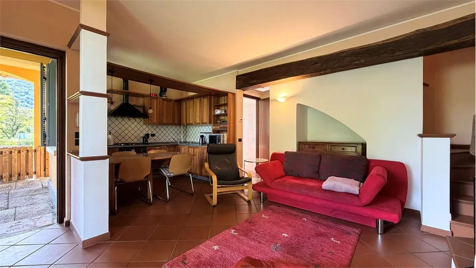 Direkt am See!!! Sehr gepflegte Wohnung in einer sonnigen Lage