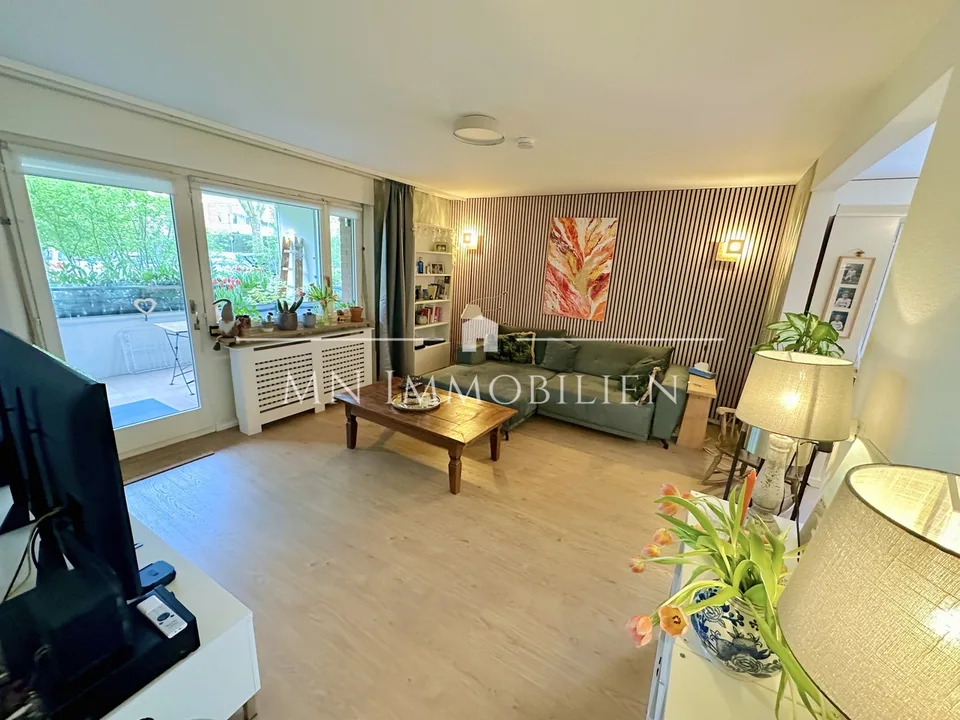 Exklusive 3.5-Zi.-Wohnung mit Balkon & Stil