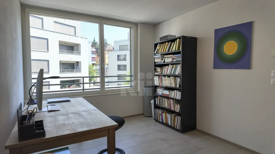 Beautiful apartment with loggia – photo 8 of 13