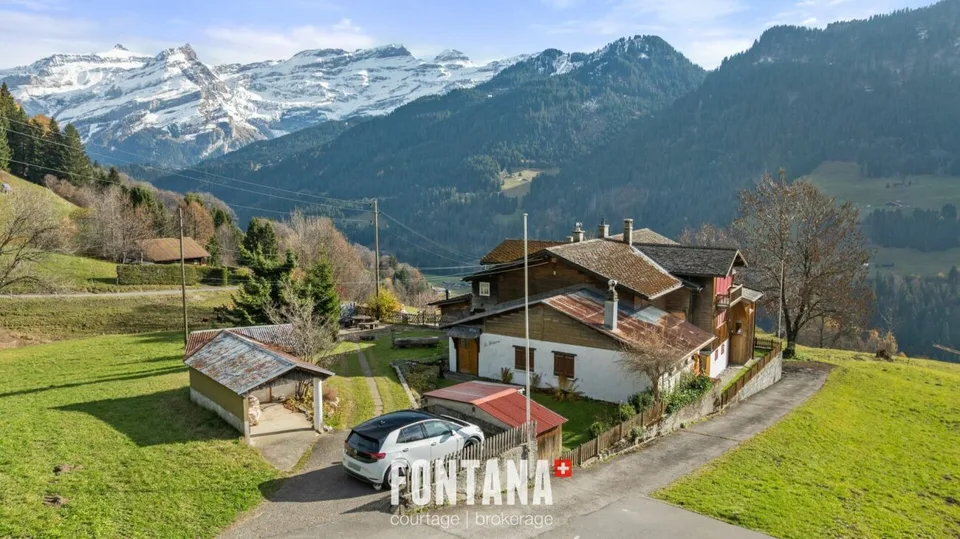 Chalet attiguo di 6 locali con suite principale